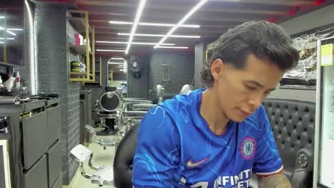 Niick online show from February 2026 02:16:01 AM