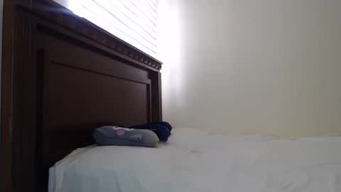 Niina Jones online show from February 2025 03:30:01 PM