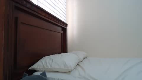 Niina Jones online show from March 2025 03:31:01 PM