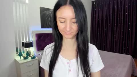 NikaLewis online show from November 2025 05:07:02 AM