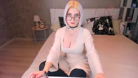 Snapshot of nikarocks chatting on January 2025 05:02:01 AM nikarocks online show from January 2025 05:02:01 AM