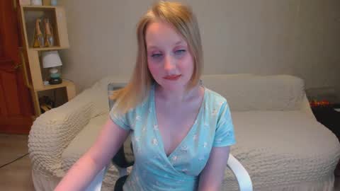 Snapshot of nikarocks chatting on February 2025 01:02:01 AM nikarocks online show from February 2025 01:02:01 AM