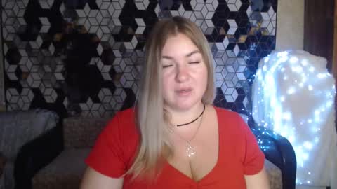 Nika online show from November 2025 08:24:02 PM