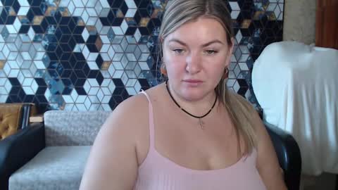 Snapshot of nikaskylink chatting on February 2026 06:51:01 AM Nika online show from February 2026 06:51:01 AM