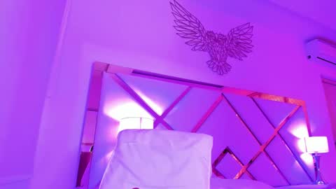 Snapshot of nikii_white chatting on February 2025 02:13:02 PM nikii_white online show from February 2025 02:13:02 PM