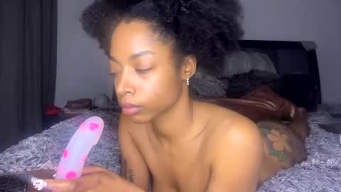 nikitalove104 online show from December 2025 11:31:02 PM