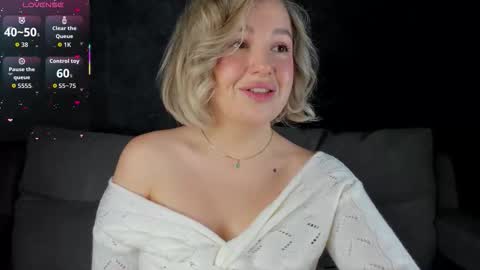 Nikki online show from October 2025 12:54:01 AM