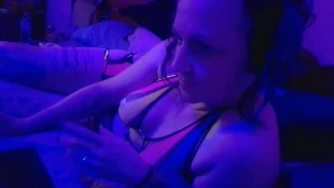 Snapshot of nikkietwotimes420 chatting on September 2025 01:29:02 AM Nikkie online show from September 2025 01:29:02 AM