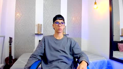    online show from February 2025 03:54:02 AM