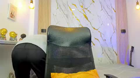    online show from February 2026 04:16:02 AM