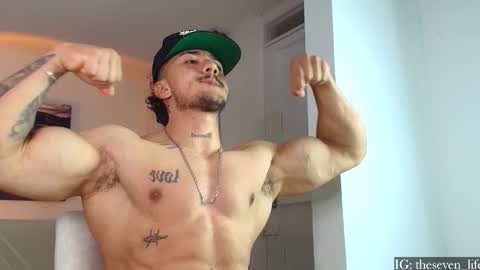 Niko online show from October 2025 03:51:02 AM