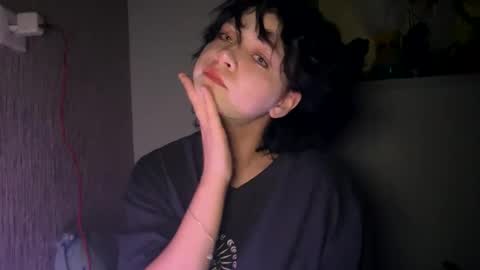 nikoli_naw online show from January 2025 07:55:01 PM