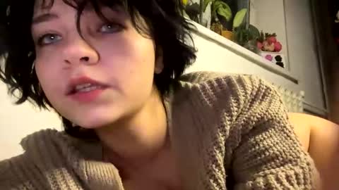 nikoli_naw online show from January 2025 08:19:02 PM