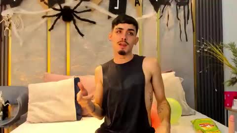 Niko Stone online show from November 2025 04:59:01 AM