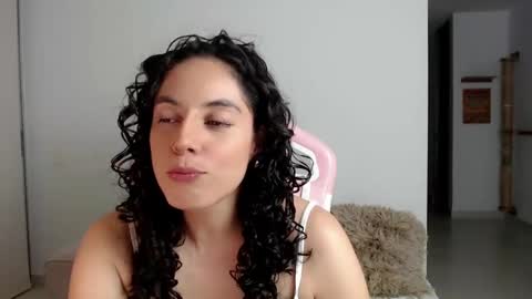 Snapshot of niky_blue chatting on February 2025 11:06:01 PM niky_blue online show from February 2025 11:06:01 PM