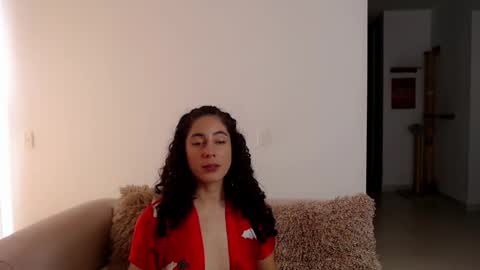 Snapshot of niky_blue chatting on February 2025 02:25:01 PM niky_blue online show from February 2025 02:25:01 PM