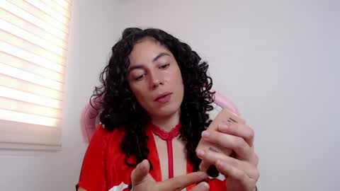 Snapshot of niky_blue chatting on March 2025 11:48:01 AM niky_blue online show from March 2025 11:48:01 AM