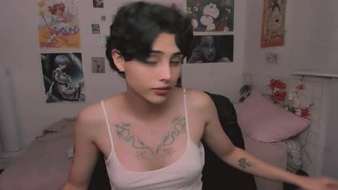 Snapshot of nikylaine chatting on November 2025 11:28:01 PM Nikylaine online show from November 2025 11:28:01 PM