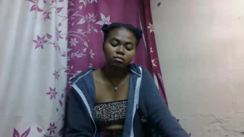 nilah online show from September 2025 01:11:02 PM