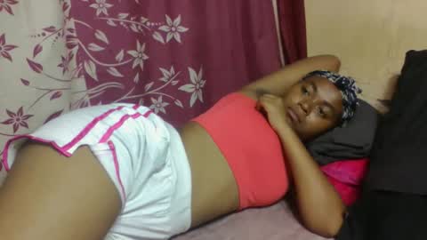 nilah online show from February 2026 10:22:01 PM