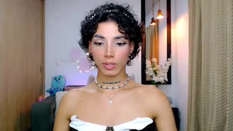 Snapshot of nilam217 chatting on March 2025 03:24:01 AM Nilam online show from March 2025 03:24:01 AM