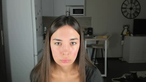 Bella online show from April 2026 07:36:01 PM