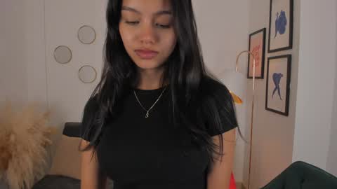 NINA online show from December 2024 11:38:02 PM