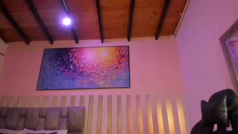 nina_glow_ online show from April 2026 11:35:01 AM