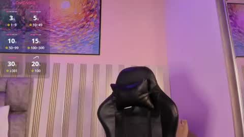 Snapshot of nina_glow_ chatting on August 2026 11:20:01 AM nina_glow_ online show from August 2026 11:20:01 AM