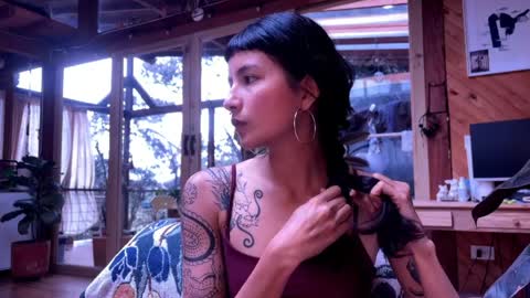 Nina.  online show from March 2026 05:24:01 PM