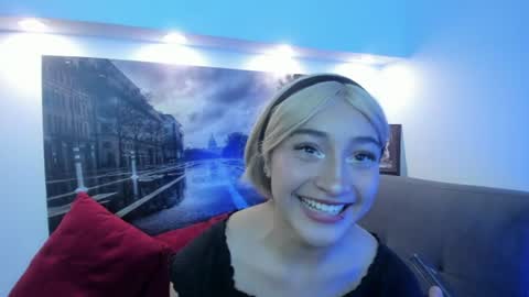 Snapshot of nina_mars_ chatting on June 2026 09:12:01 PM Nina online show from June 2026 09:12:01 PM