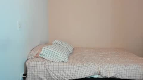  Nina  online show from November 2025 08:21:02 PM