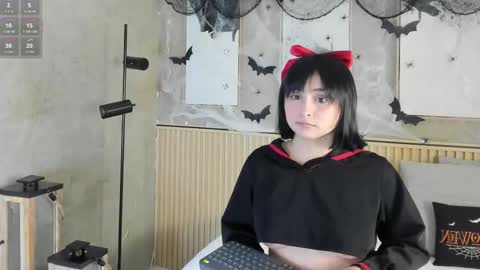 NINA online show from October 2025 11:50:01 AM