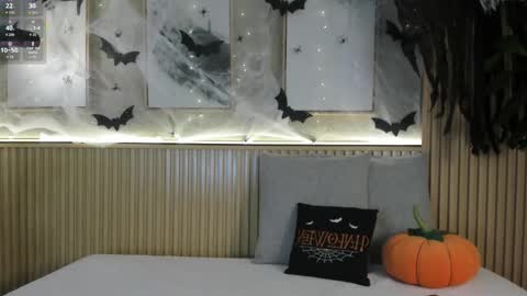 NINA online show from October 2025 11:51:02 AM