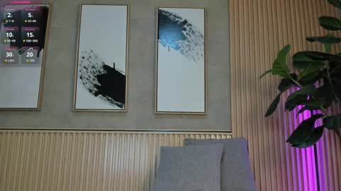 NINA online show from November 2025 12:31:02 PM