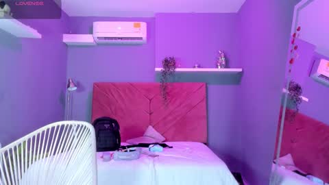 Nina online show from March 2026 11:16:02 AM