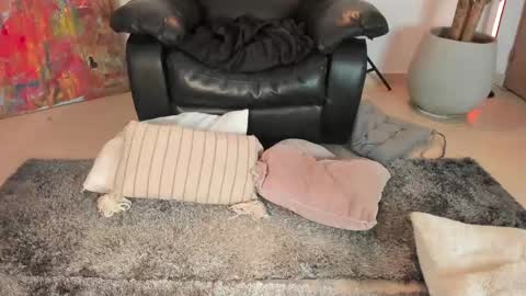 Snapshot of ninaa_sky chatting on September 2025 01:36:01 PM    online show from September 2025 01:36:01 PM