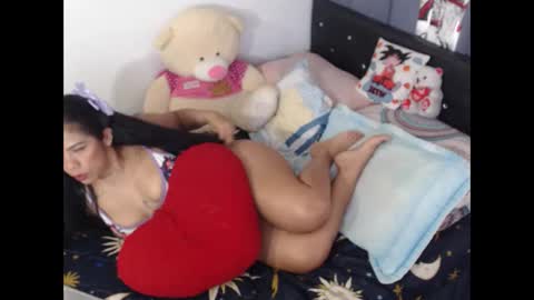 Ninapalmer online show from October 2025 06:02:01 PM