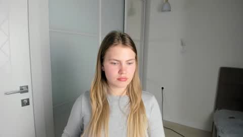 ninarihh online show from February 2025 06:09:02 PM