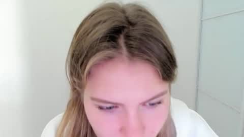 ninarihh online show from November 2025 10:15:02 AM