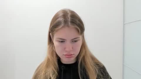 ninarihh online show from November 2025 09:51:02 AM