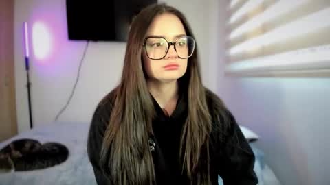 ninavolkov online show from February 2026 10:17:01 PM