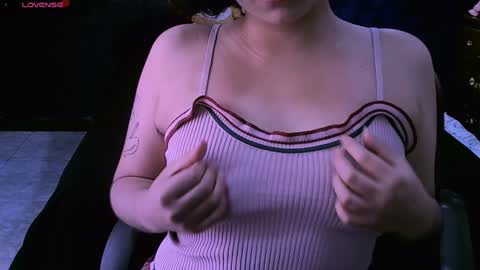 Nina online show from December 2024 03:33:01 PM