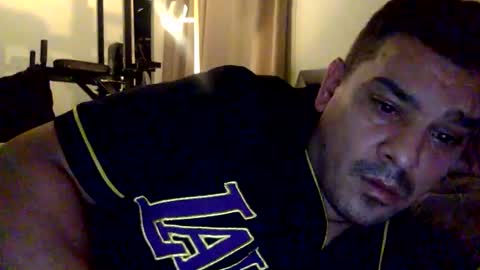 nineinchman69 online show from November 2025 04:25:02 AM