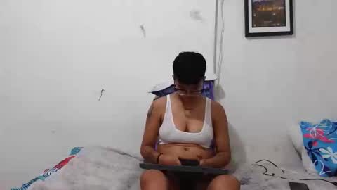 nini_smith online show from April 2026 04:59:01 AM