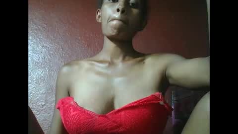 Snapshot of ninie246746 chatting on January 2025 01:41:01 PM ninie246746 online show from January 2025 01:41:01 PM