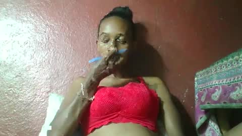 Snapshot of ninie246746 chatting on January 2025 05:11:02 AM ninie246746 online show from January 2025 05:11:02 AM