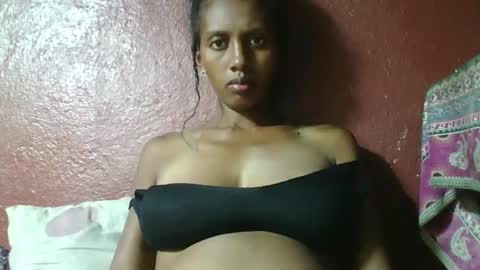 Snapshot of ninie246746 chatting on February 2025 01:00:02 PM ninie246746 online show from February 2025 01:00:02 PM