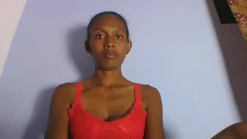 Snapshot of ninie246746 chatting on February 2026 07:15:01 AM ninie246746 online show from February 2026 07:15:01 AM