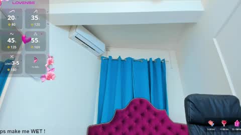 nina dee online show from April 2026 03:37:02 AM